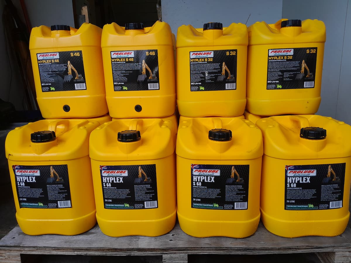 hydraulic oil